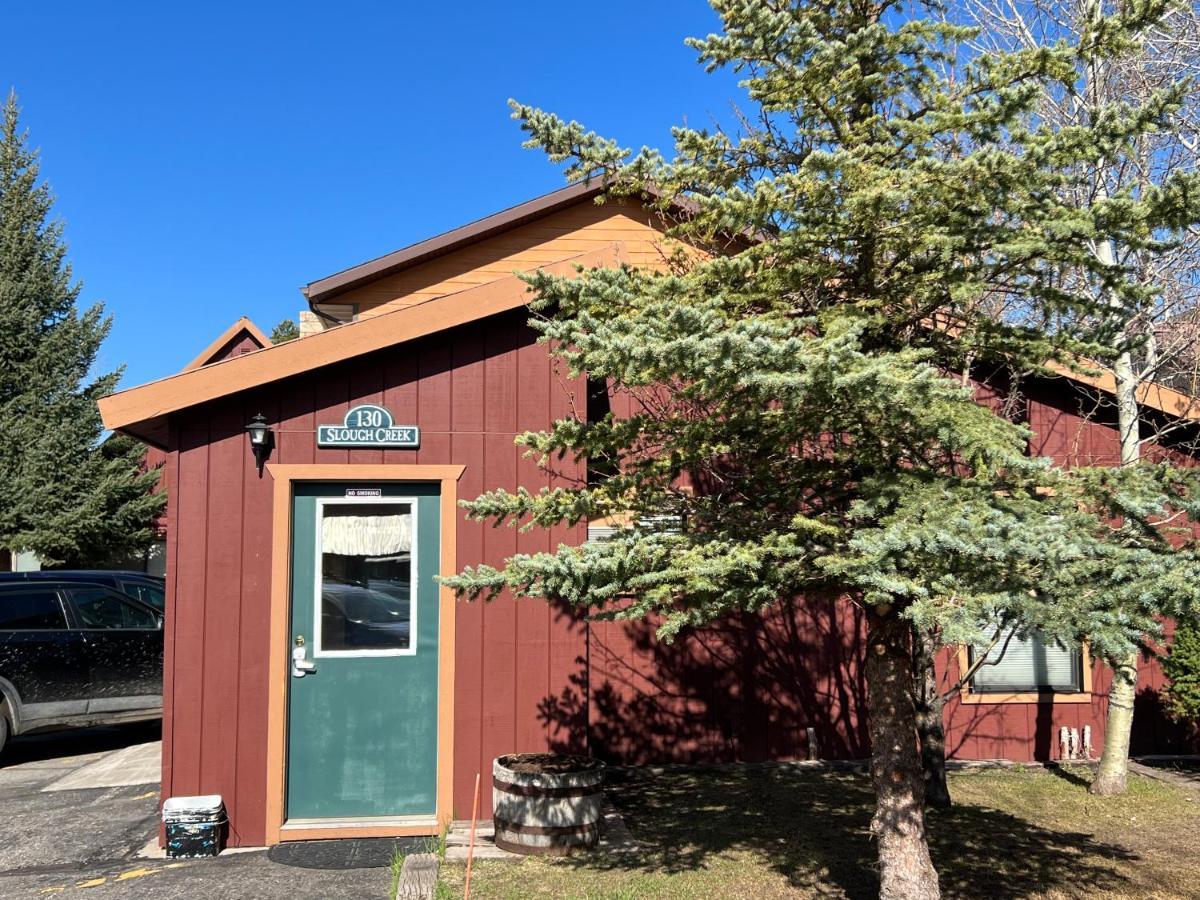 Faithful Street Inn Уест Йелоустоун Екстериор снимка